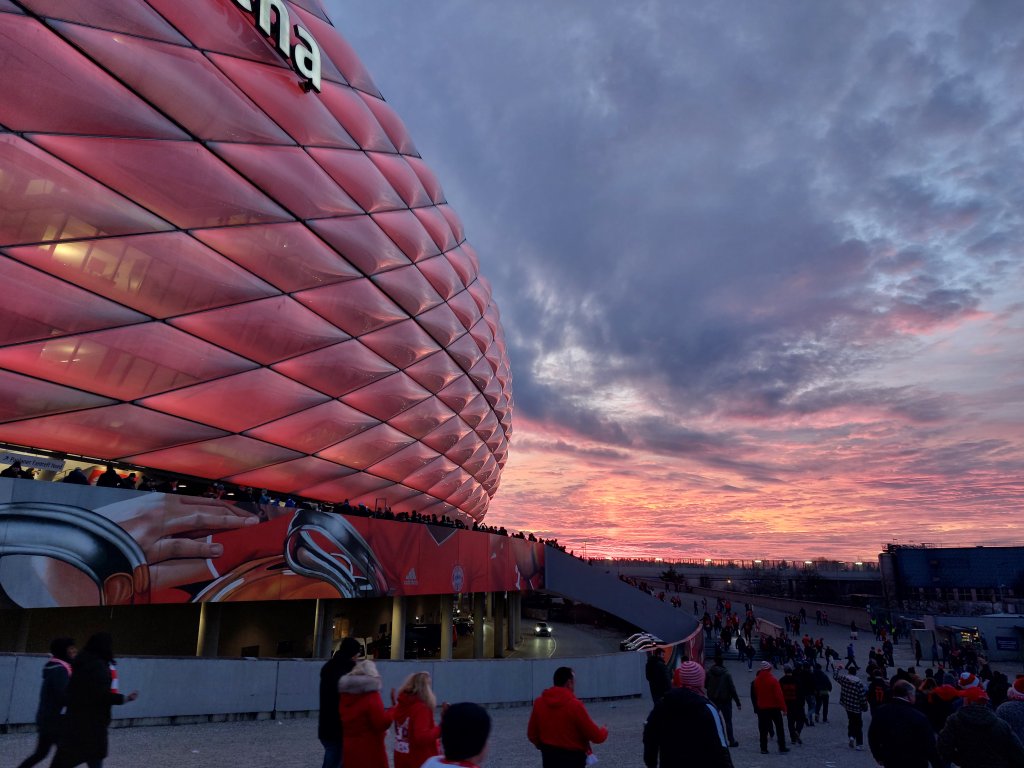 Mit den Red-Bavarians Dingolfing zum Spiel FC Bayern – VfL Bochum